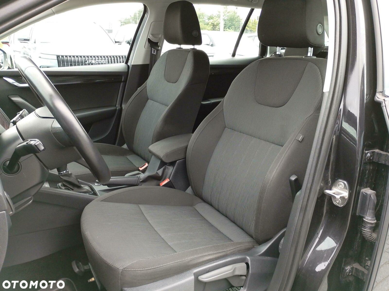 Skoda Octavia 1.5 TSI ACT Style DSG - 11