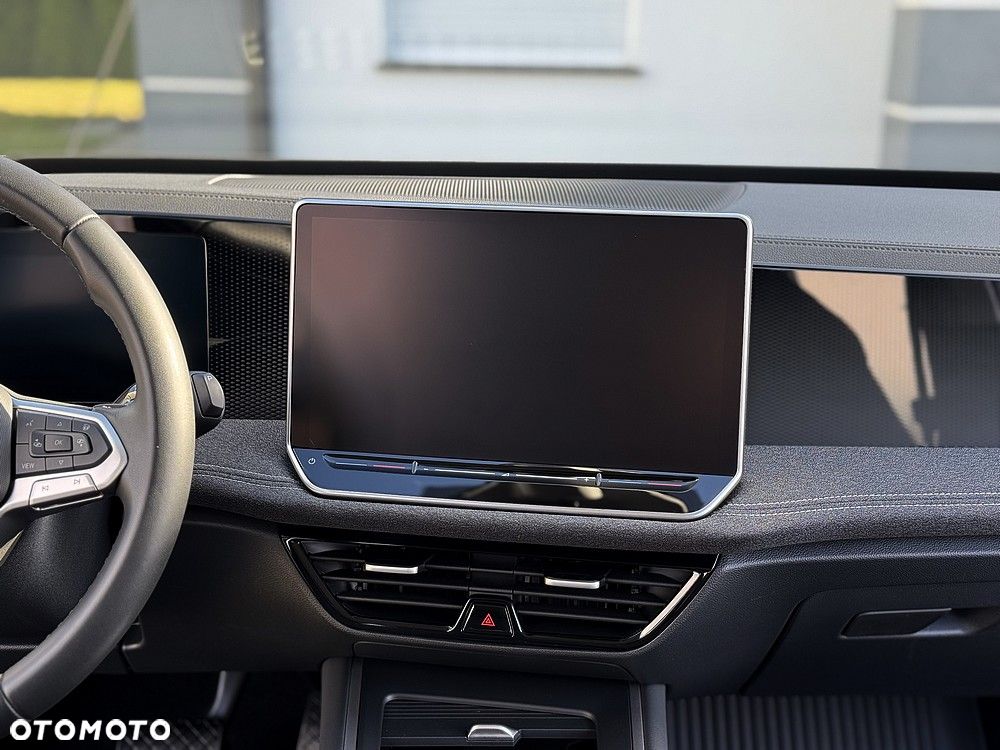 Volkswagen Passat - 20