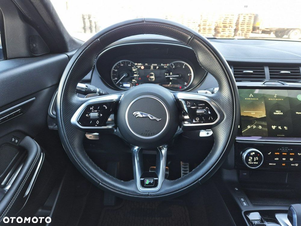 Jaguar E-Pace - 23
