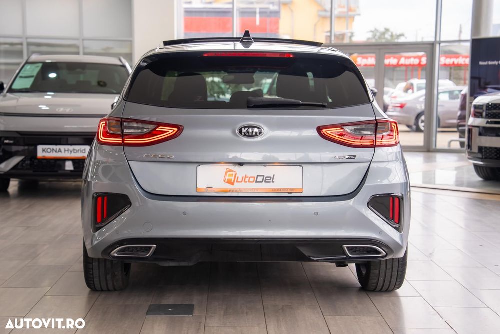 Kia Ceed - 9