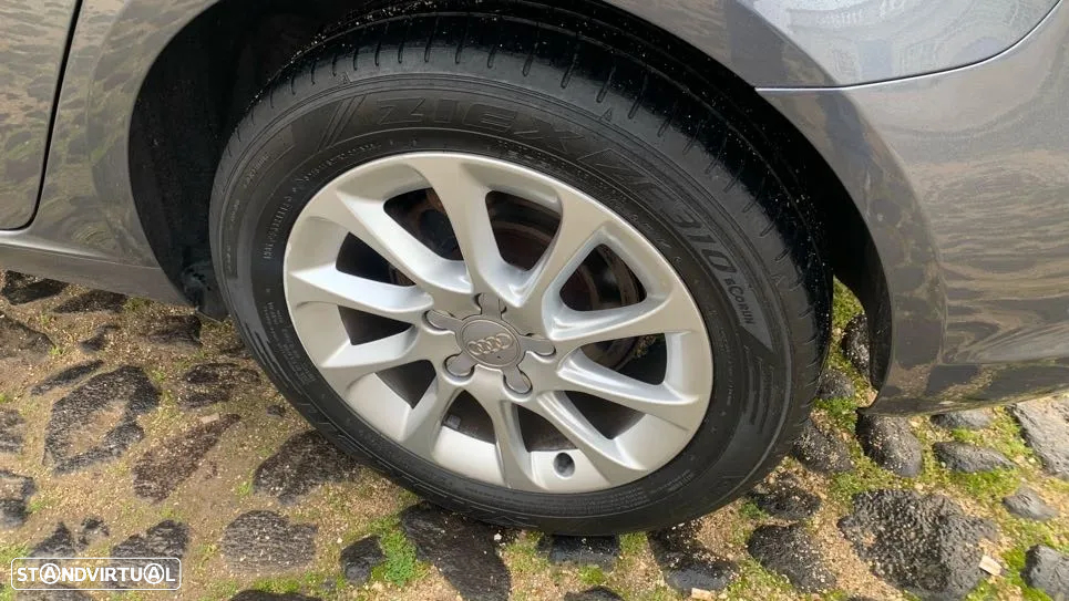 Audi A3 Sportback 1.6 TDI Attraction Ultra - 12