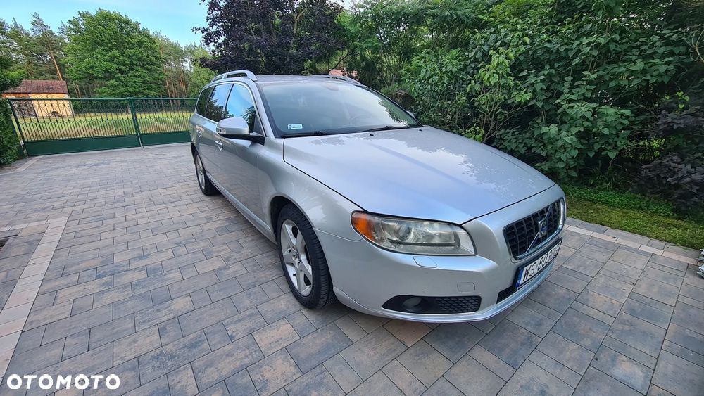 Volvo V70 2.0D Summum - 1