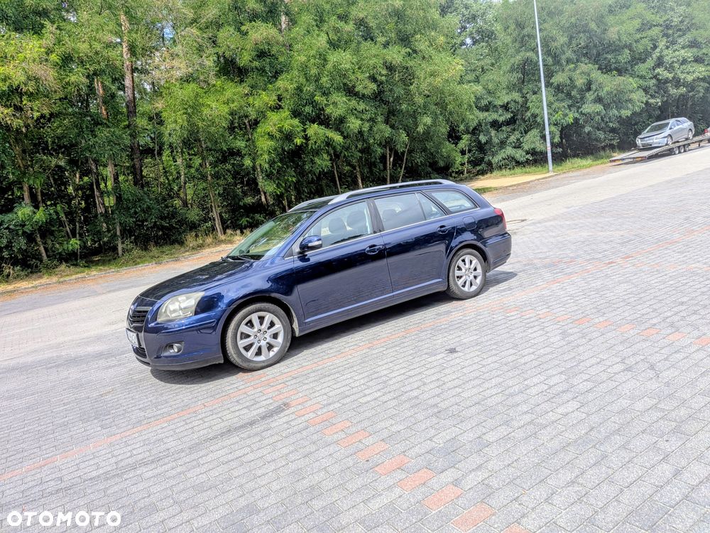 Toyota Avensis - 3