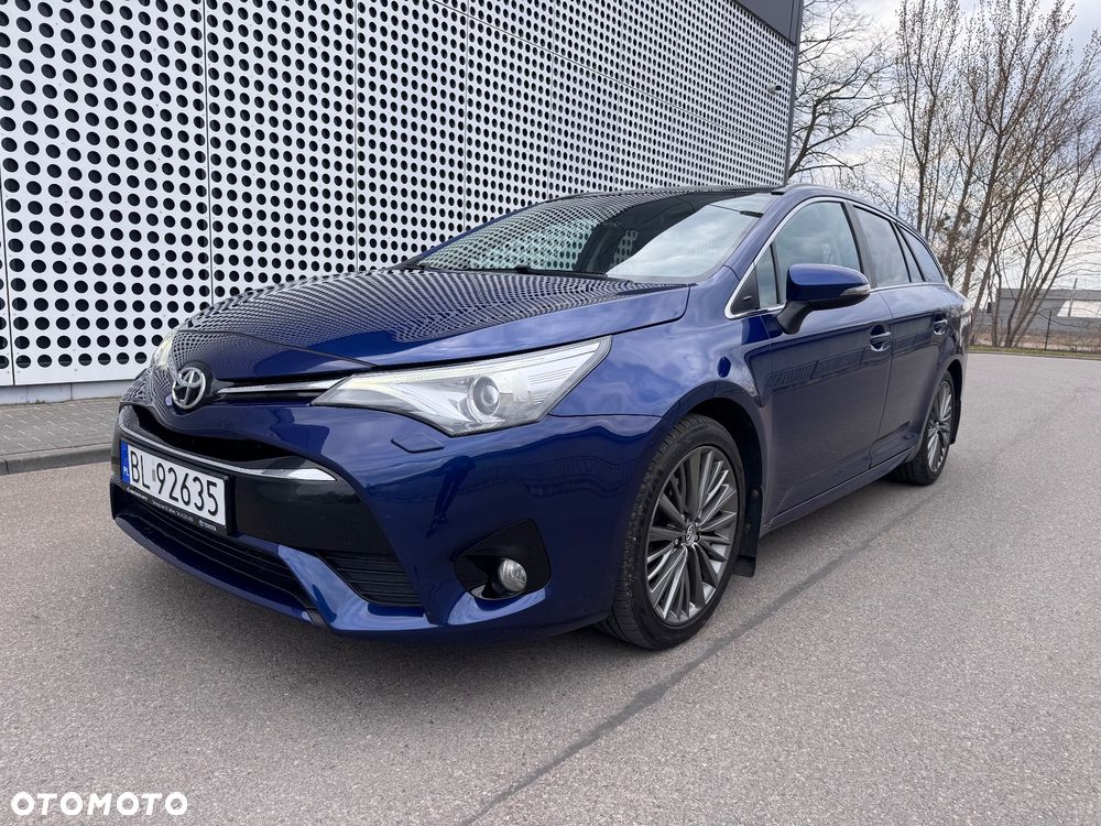 Toyota Avensis 2.0 Premium MS - 15