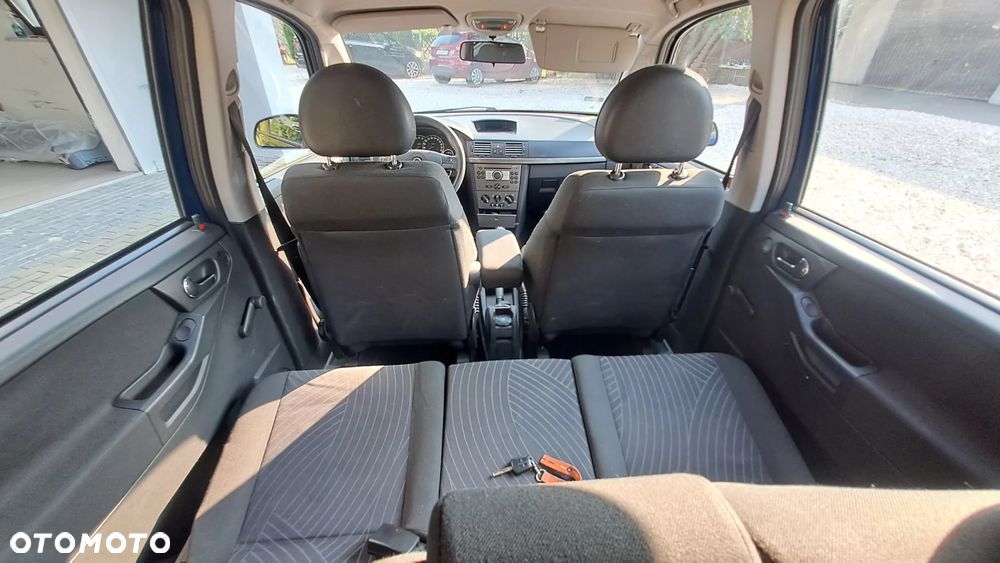 Opel Meriva 1.6 Essentia - 11