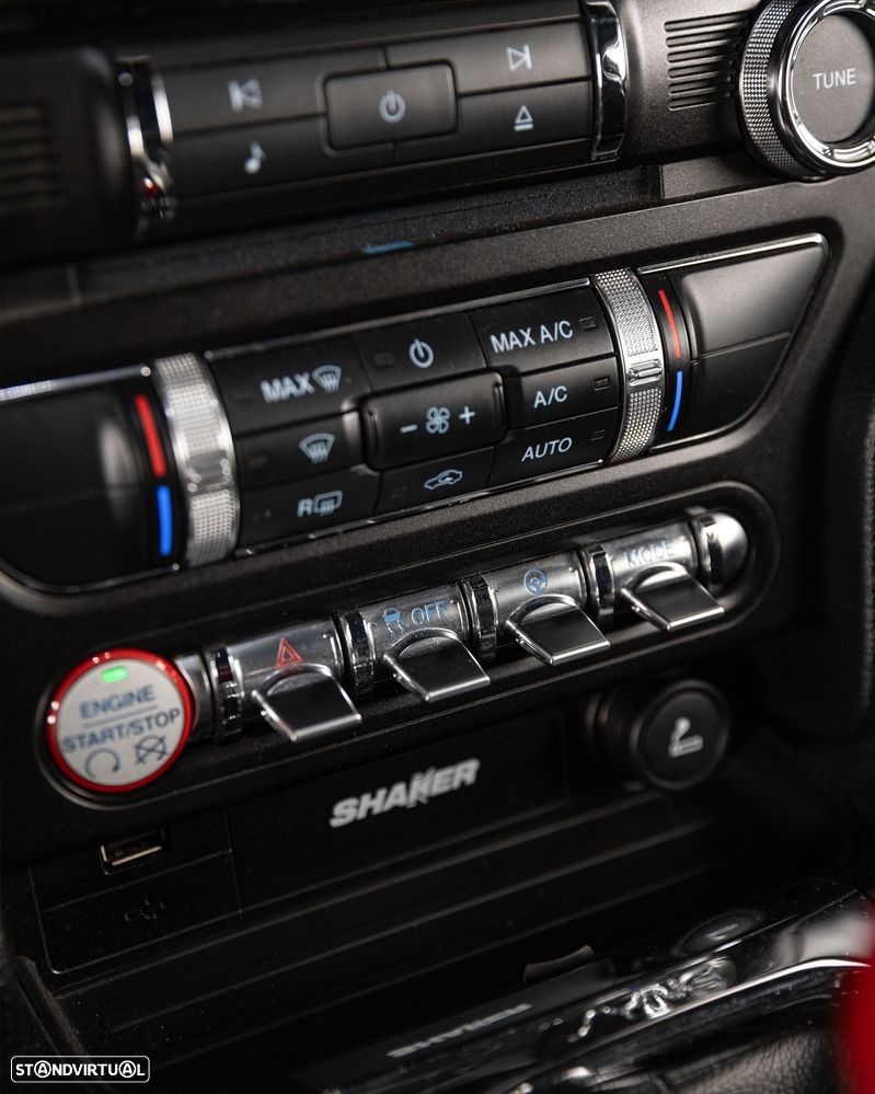 Ford Mustang 2.3 Eco Boost - 25