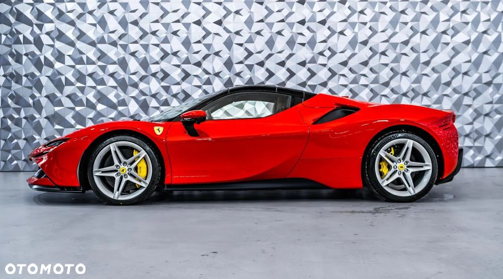 Ferrari SF90 Spider - 4