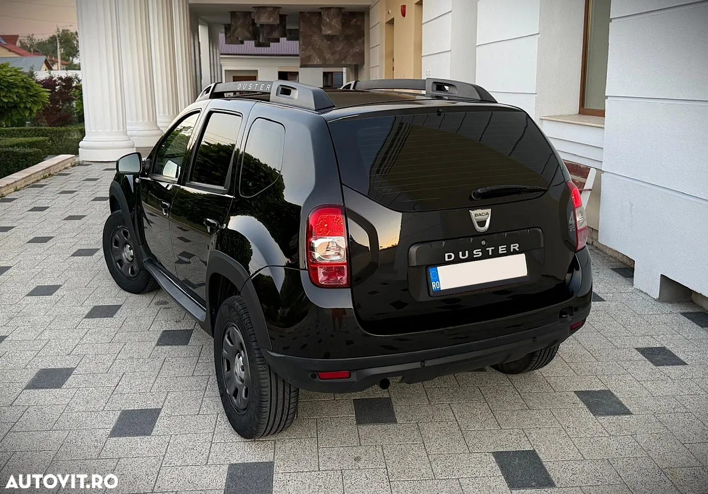Dacia Duster 1.5 dCi 4x4 Laureate - 11