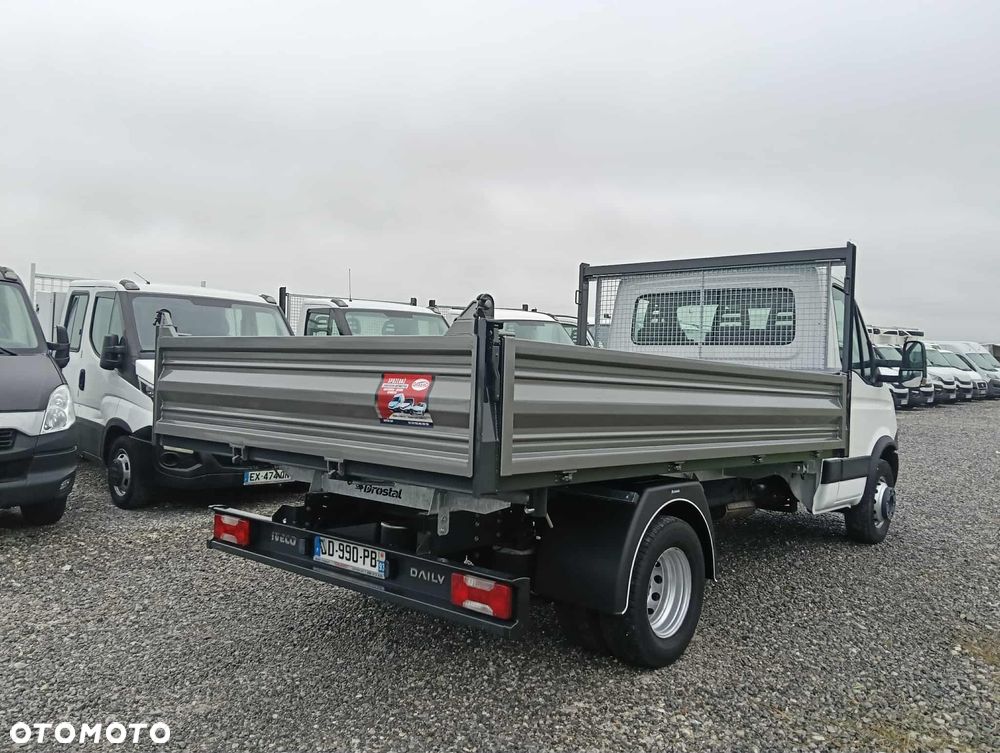 Iveco 35C13, 35C14, 35C15, 35C17, 70C17 - 10