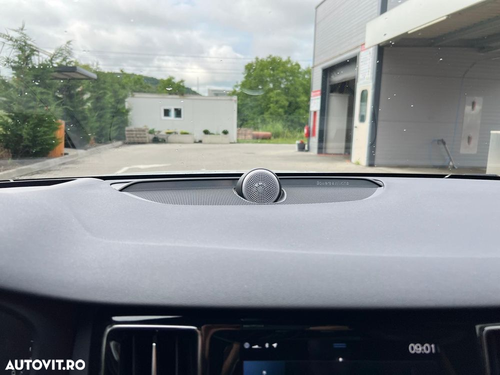 Volvo V60 T6 AWD Twin Engine Geartronic R-Design - 13