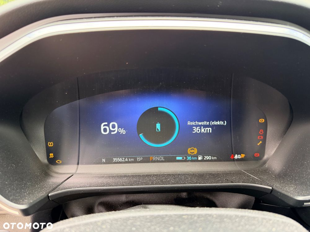 Ford Kuga - 11