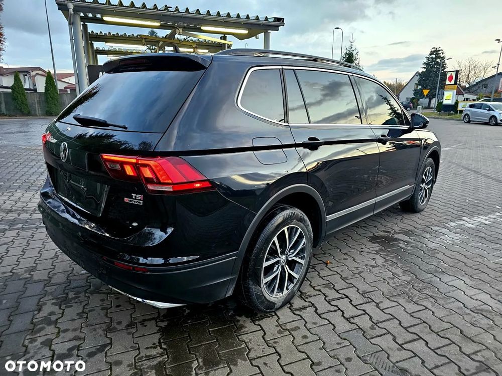 Volkswagen Tiguan Allspace 2.0 TSI 4Mot Comfortline DSG - 2