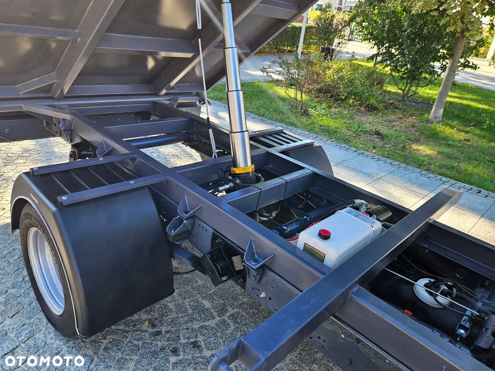 Iveco Daily - 12