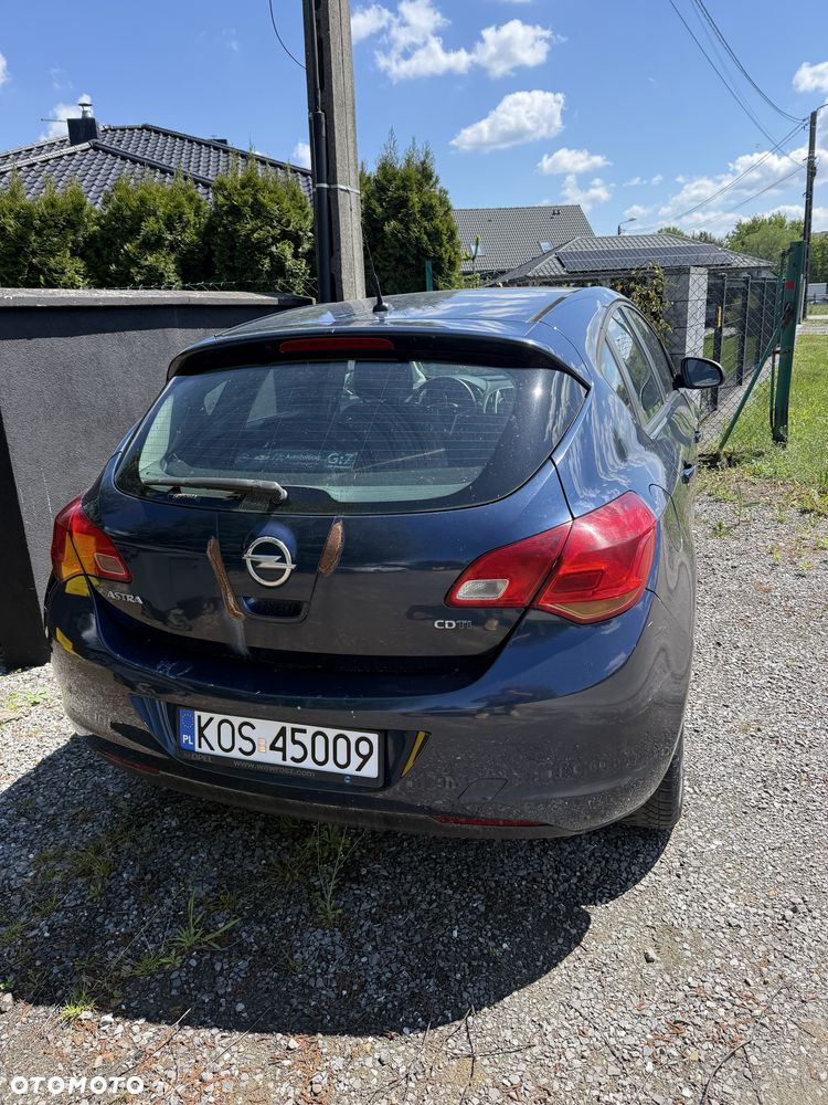 Opel Astra - 2