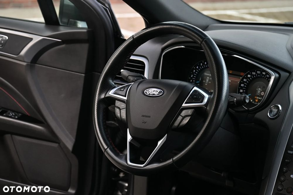 Ford Mondeo 1.5 EcoBoost ST-Line X - 31