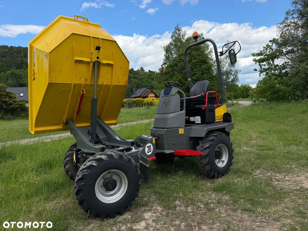 Wacker Neuson DW30 Wozidło Budowlane-Rolnicze 3 tony. 4x4. OBROTOWA koleba 415 mtg .2023 rok. Jak nówka z salonu. Yanmar silnik. Z upadłości Norweskiej. Pełne sterowanie dżojstik REWERS HYDROSTATIC. Opony zero zużycia. Aktualna DEKRA BMWT. Pełny Oryginał Fabryczny Lakier w każdym miejscu! Ani deka luzu wycieku. Oswietlenie Full. Szybka wolna jazda. WIELKA OKAZJA. Hak kulka. wszystkie opony 2021 rok. Wielka Okazja! - 4