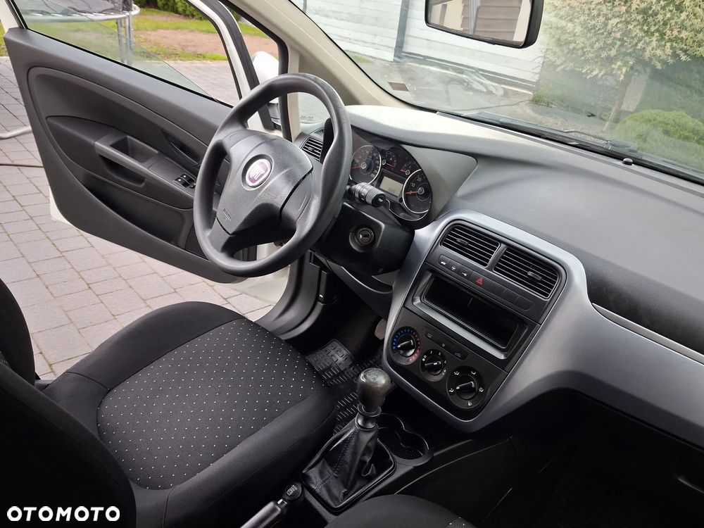 Fiat Grande Punto 1.2 8V Actual - 12