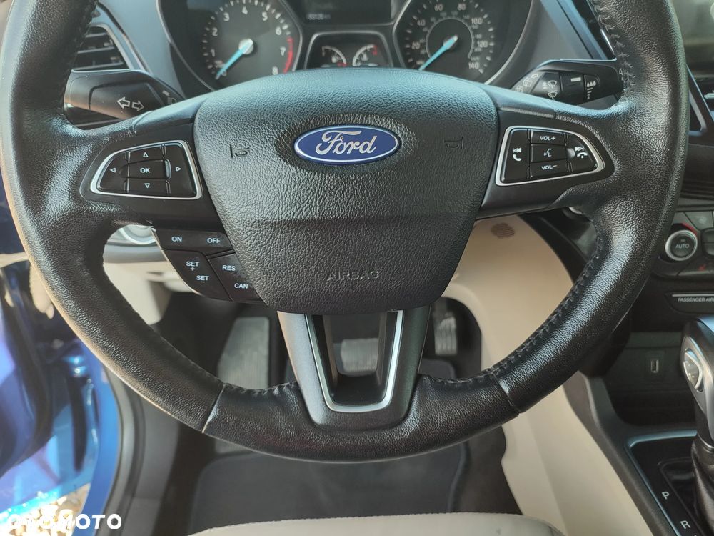 Ford Escape 2.0 EcoBoost AWD Titanium - 33