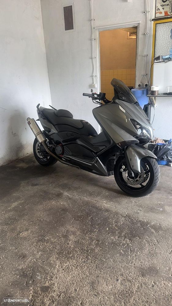 Yamaha TMAX - 3