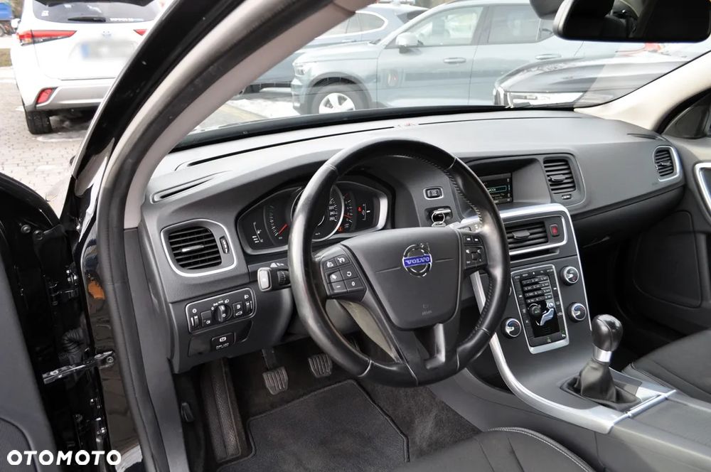 Volvo S60 T3 Kinetic - 14