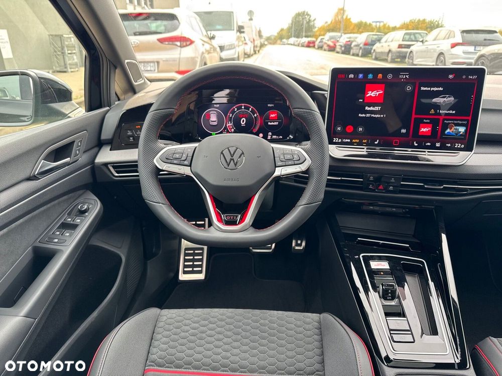 Volkswagen Golf - 24