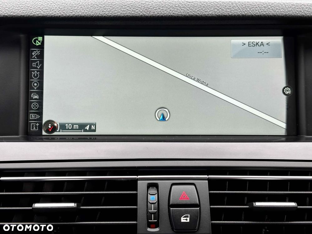 BMW Seria 5 520i - 29