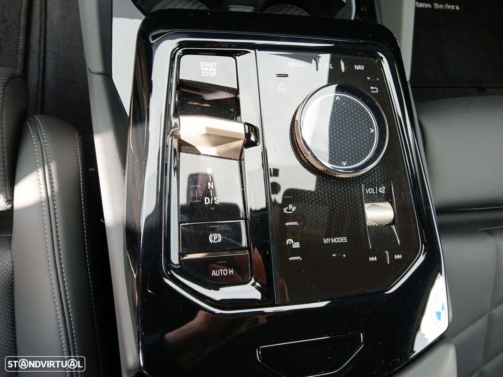 BMW 520 d Pack Desportivo M - 16