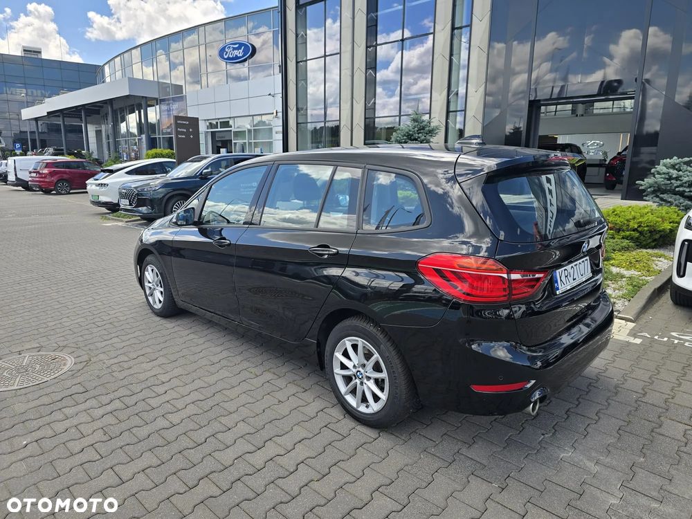 BMW Seria 2 218i Advantage - 4