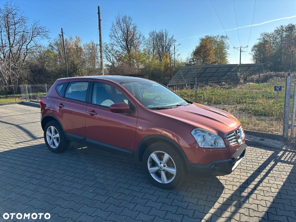 Nissan Qashqai - 1
