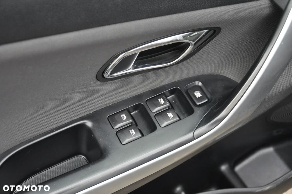 Kia Ceed 1.6 CRDi 128 Fifa World Cup Edition - 13