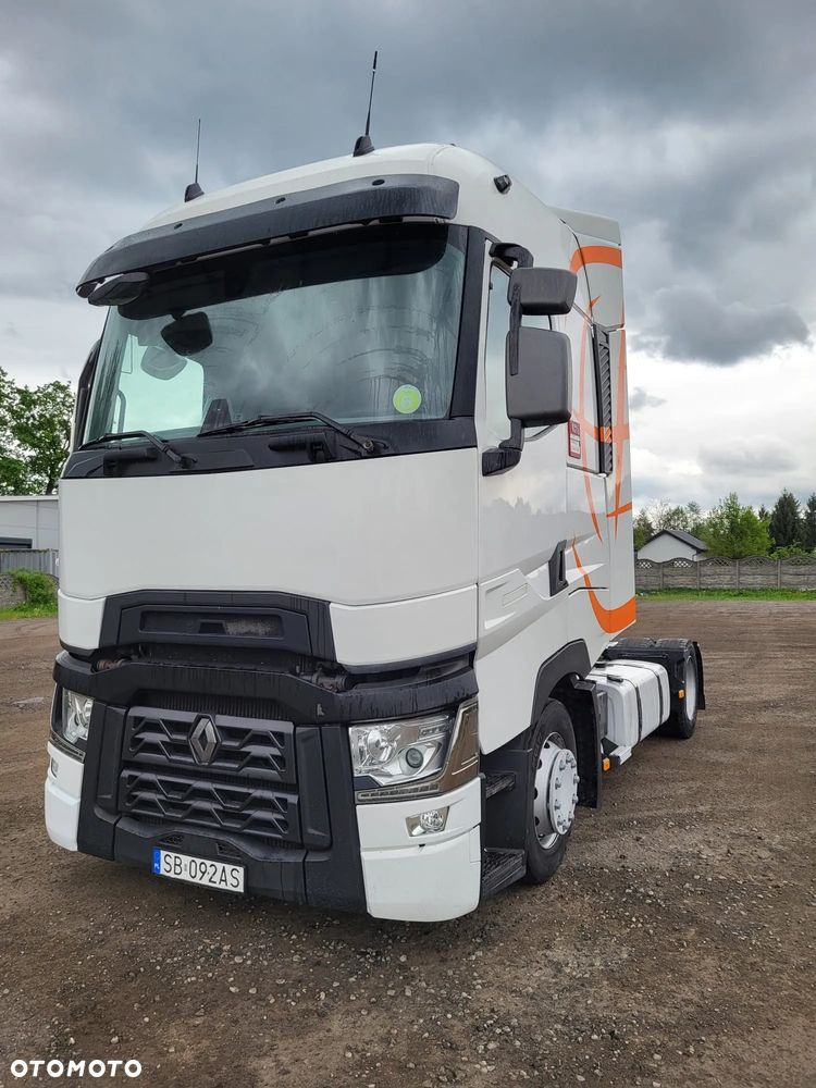 Renault T-520 low deck - 1