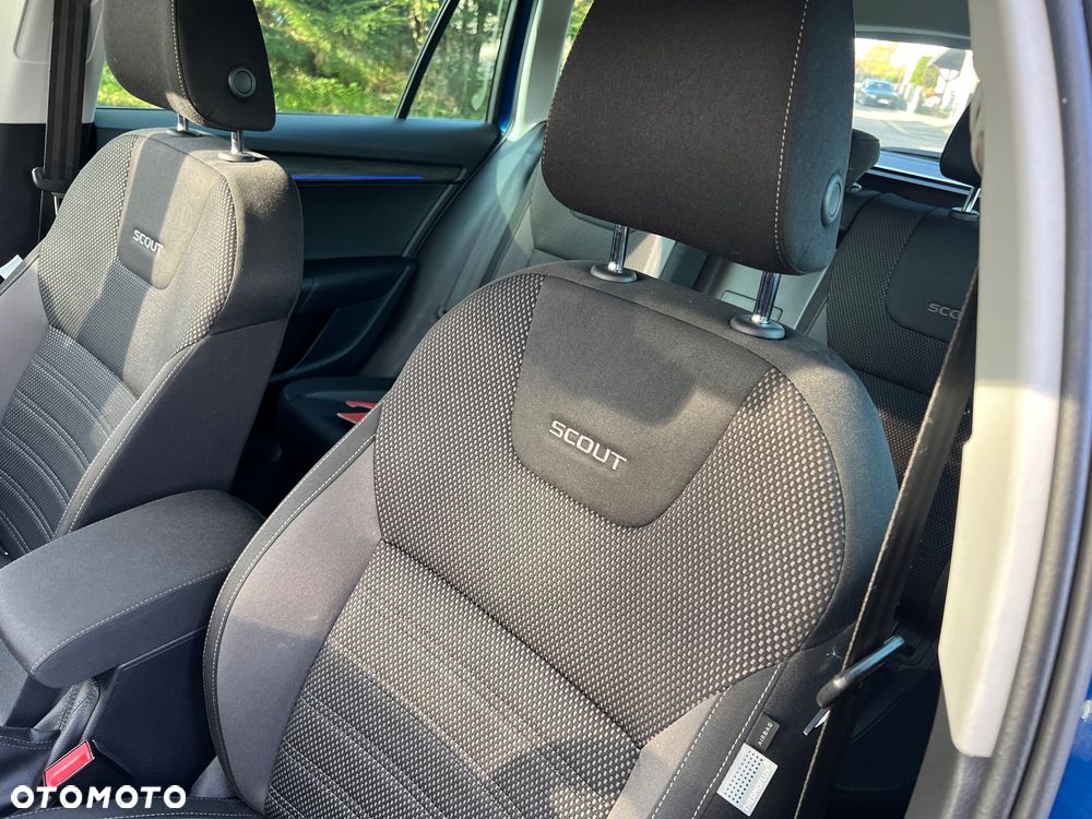 Skoda Octavia Scout 2.0 TDI 4x4 DSG - 23