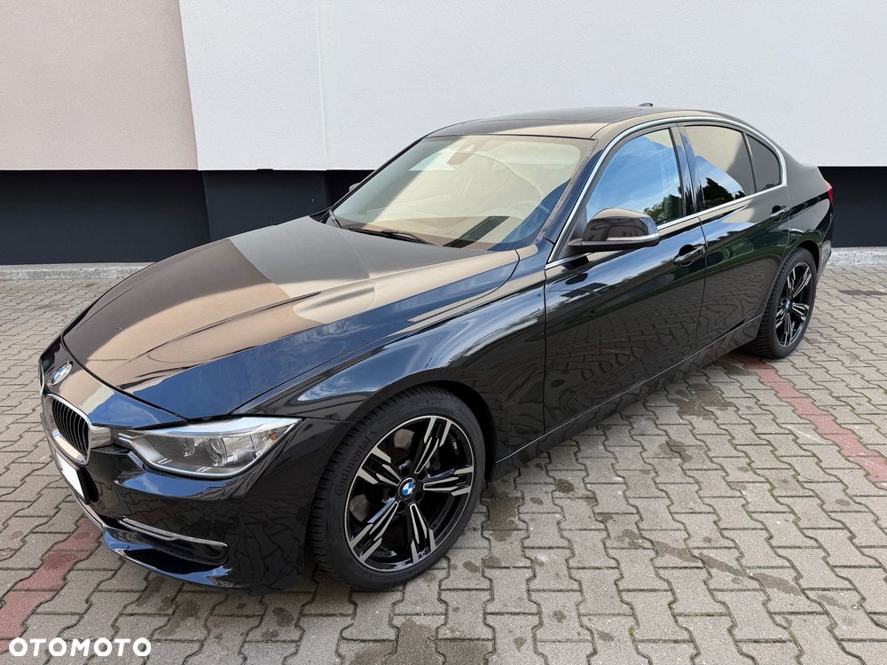 BMW Seria 3 330d Sport-Aut Luxury Line - 11