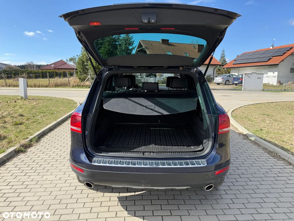 Volkswagen Touareg 3.0 V6 TDI 4XMot BMT - 10