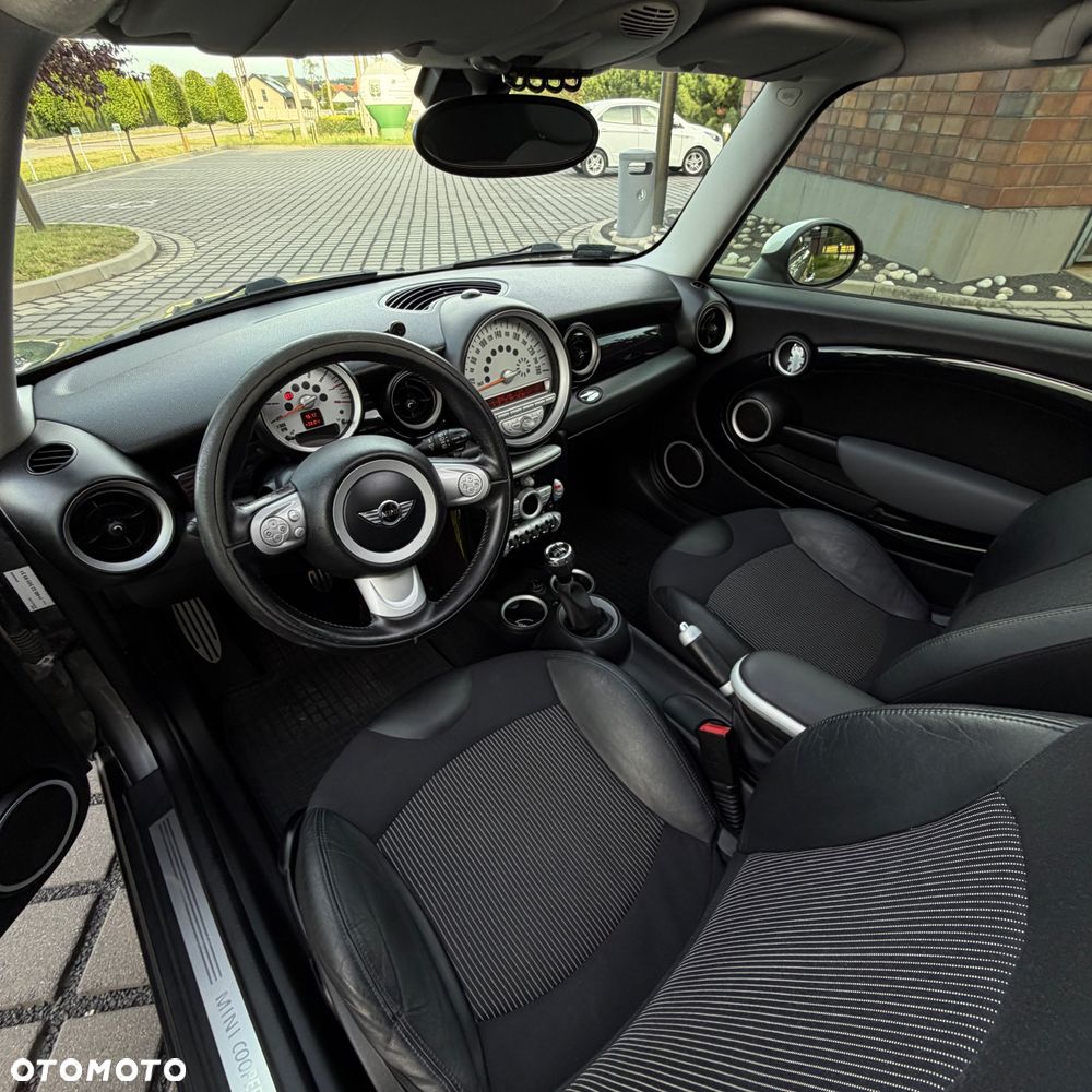 MINI Cooper S - 6