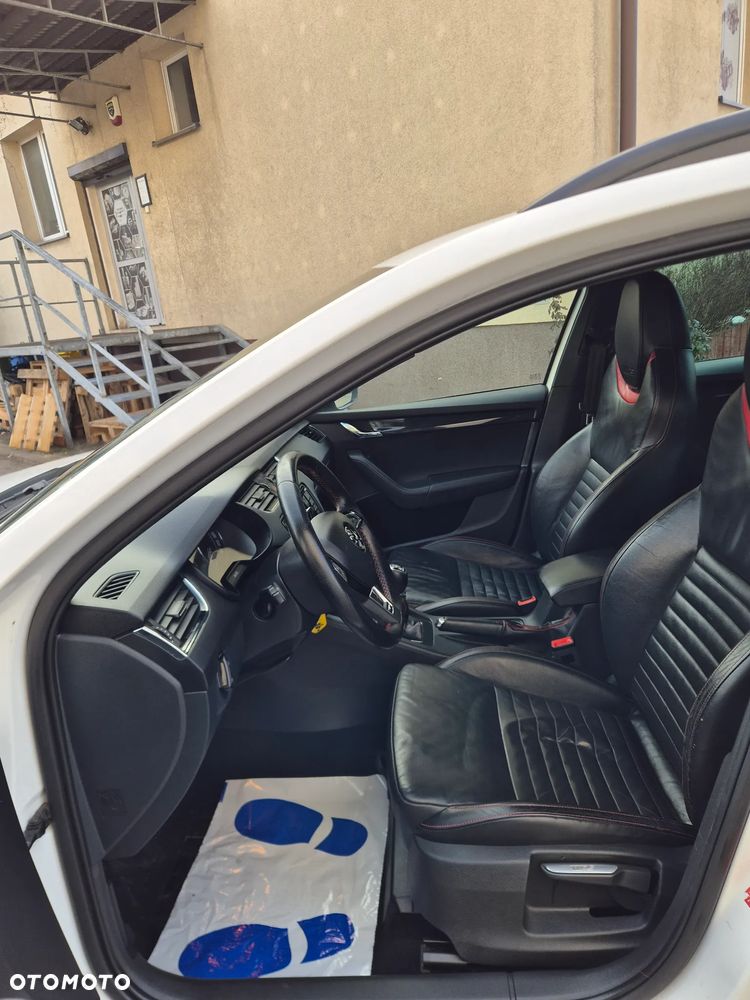 Skoda Octavia 2.0 TDI (Green tec) RS - 13