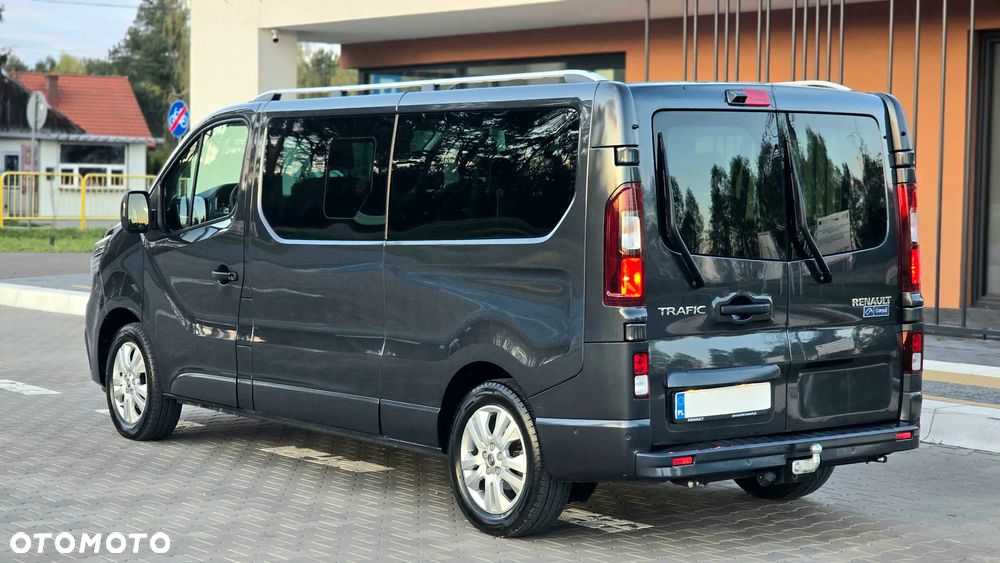 Renault Trafic - 23
