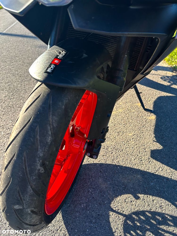 Aprilia RS - 9