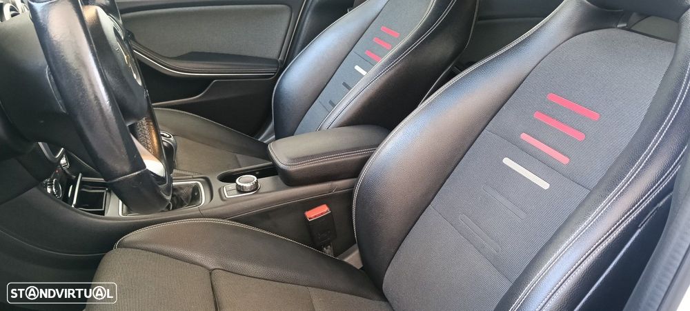 Mercedes-Benz A 180 CDI BE Urban - 12