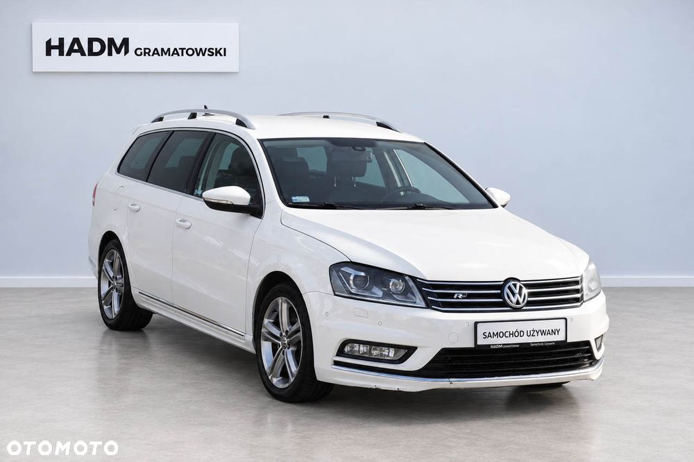 Volkswagen Passat - 1