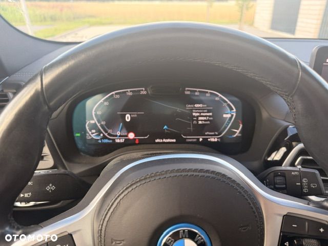 BMW iX3 Impressive - 10