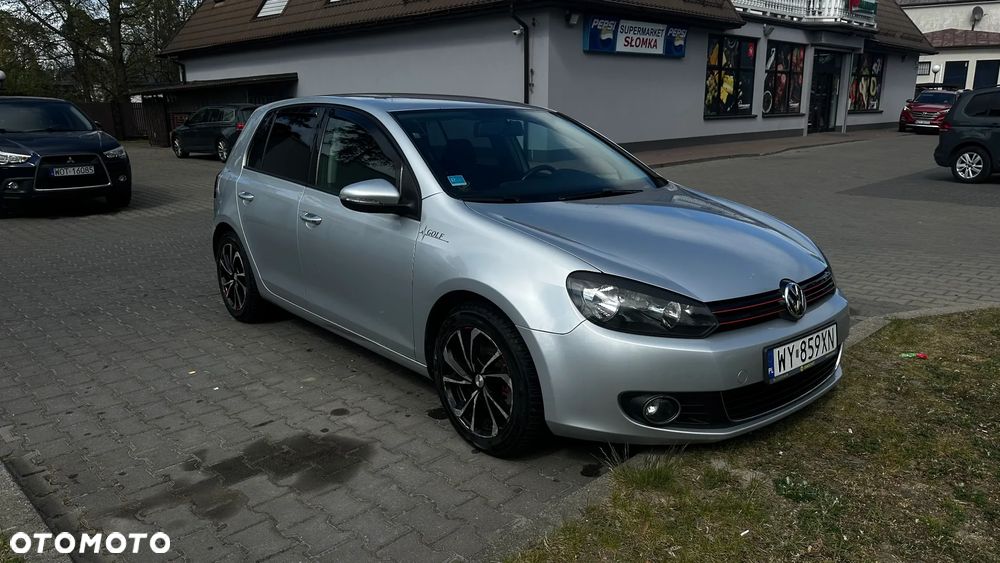 Volkswagen Golf - 8