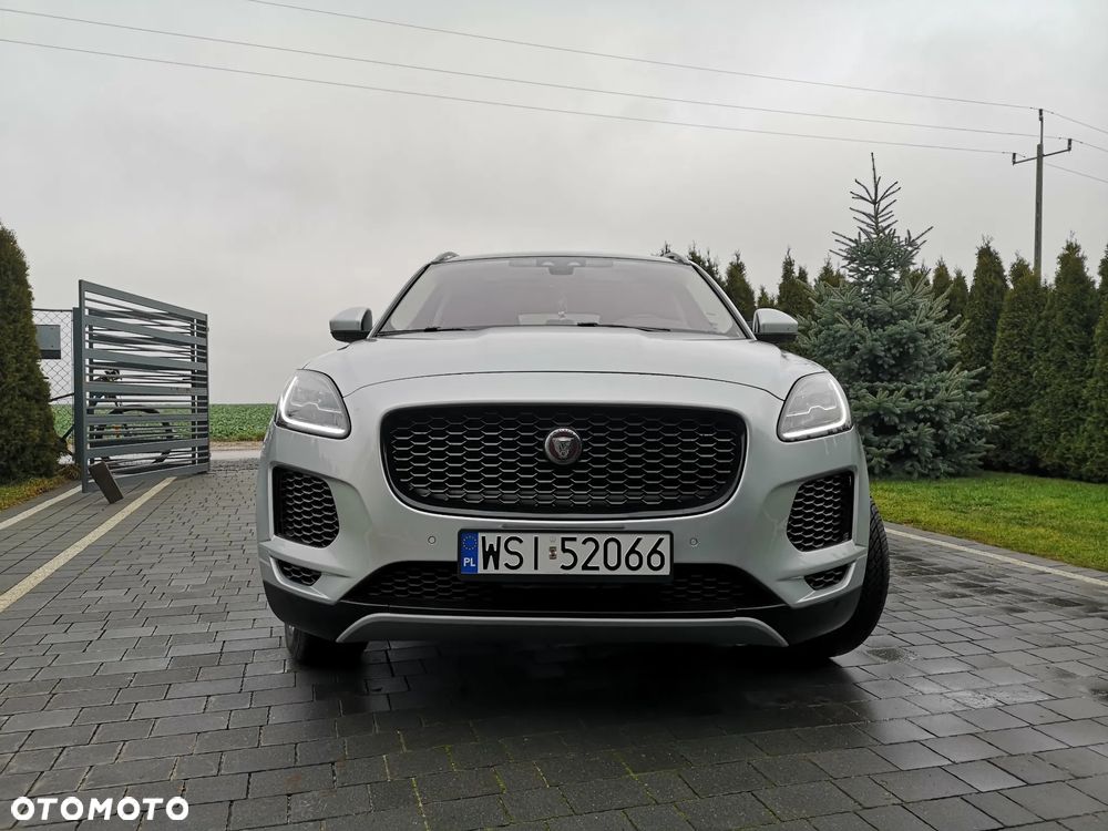 Jaguar E-Pace P250 AWD R-Dynamic SE - 25