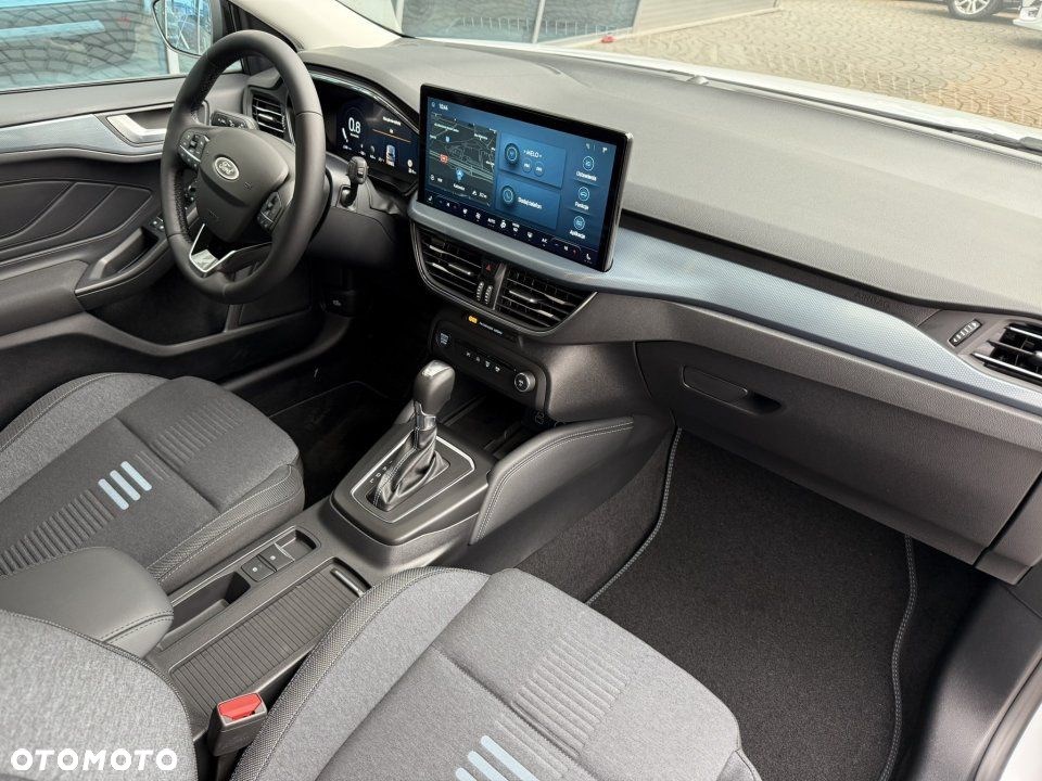 Ford Focus - 10