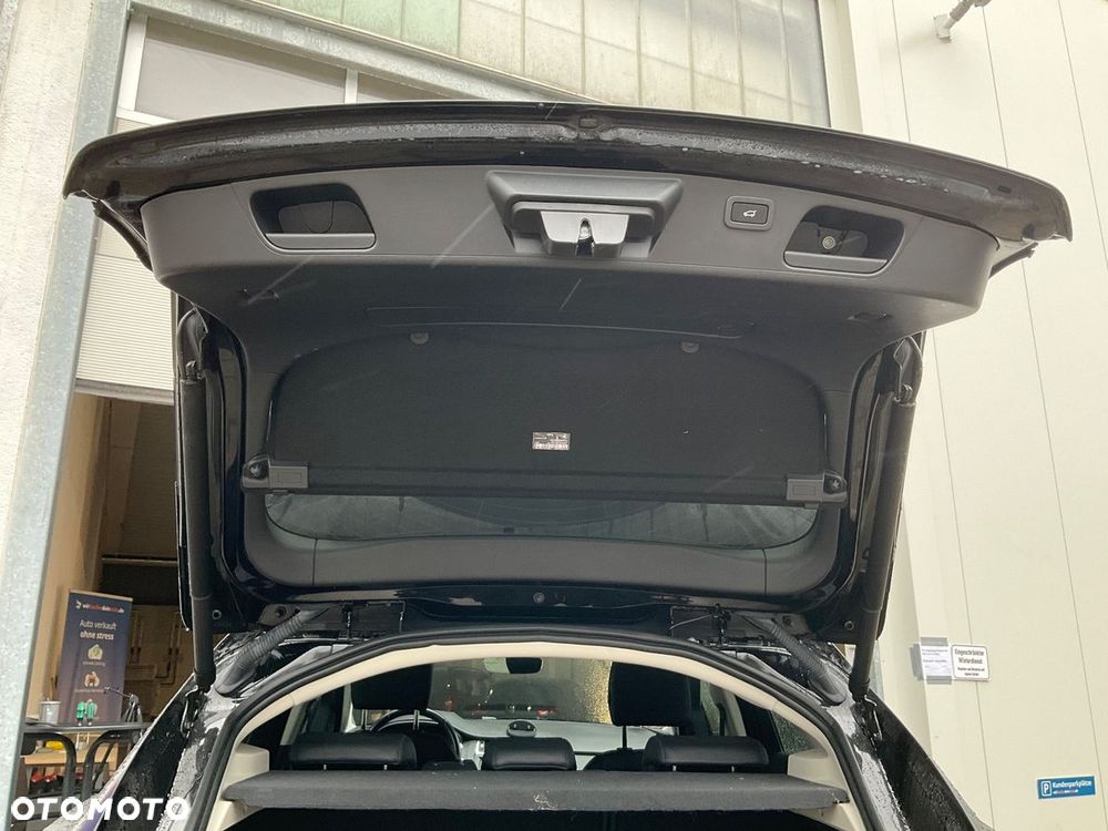 Jaguar E-Pace D240 AWD SE - 8