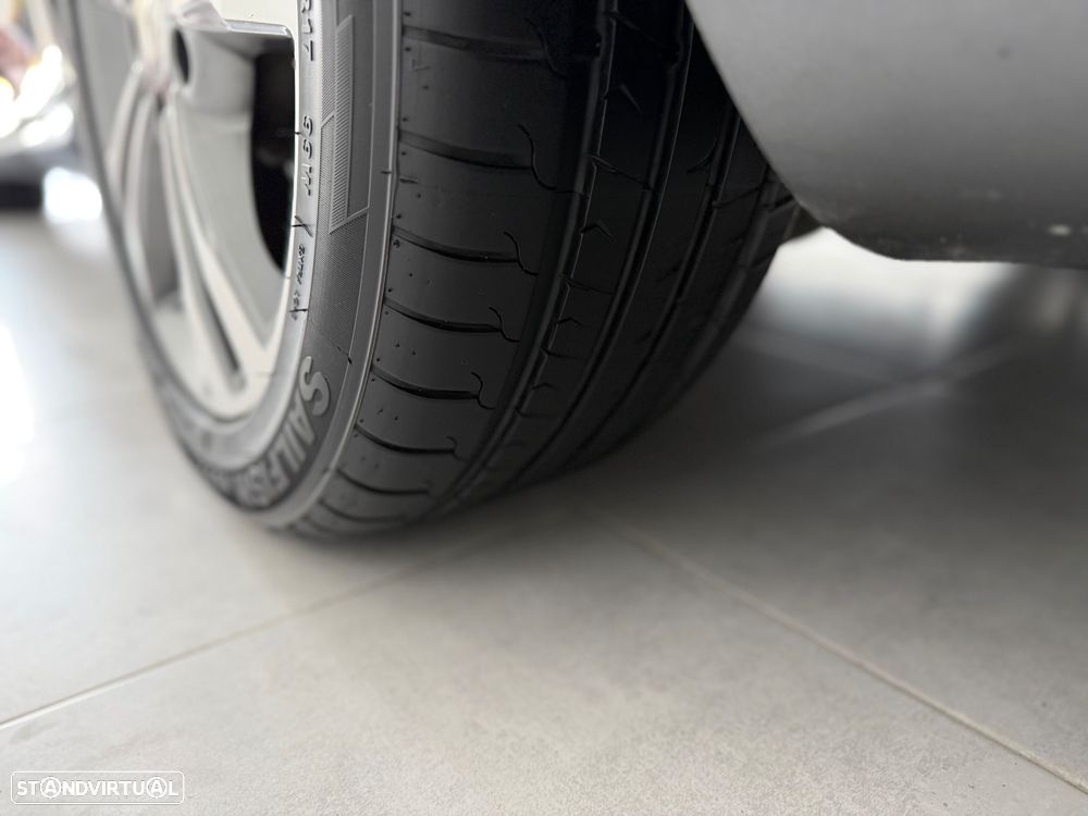 Mercedes-Benz E 220 CDi Avantgarde BE Auto.140g - 5