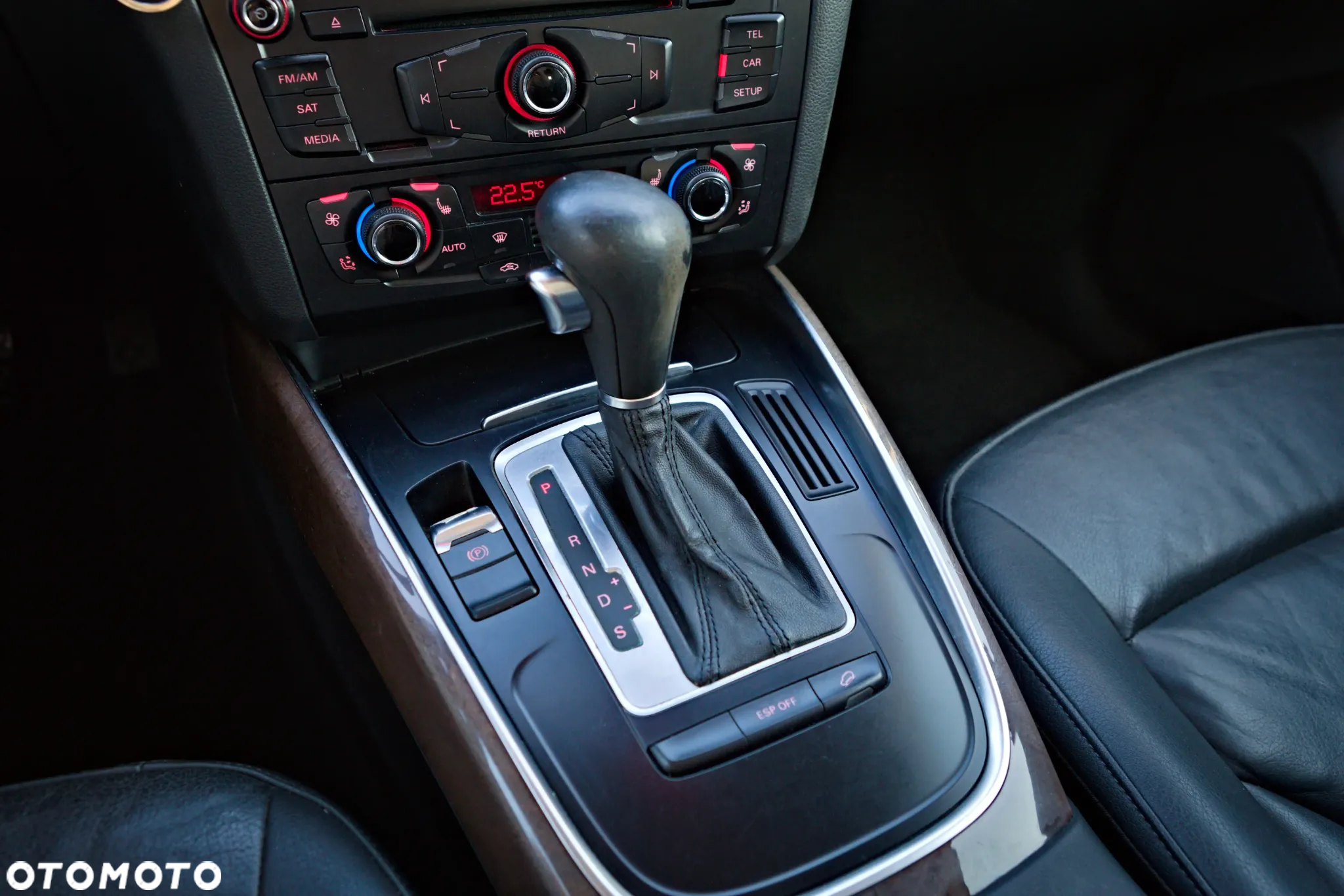 Audi Q5 3.2 FSI Quattro S tronic - 32