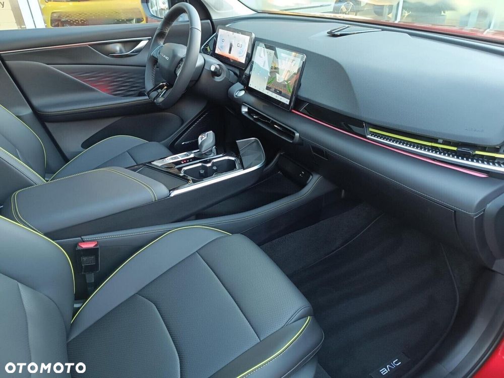 BAIC 5 Beijing 1.5T Luxury DCT - 32