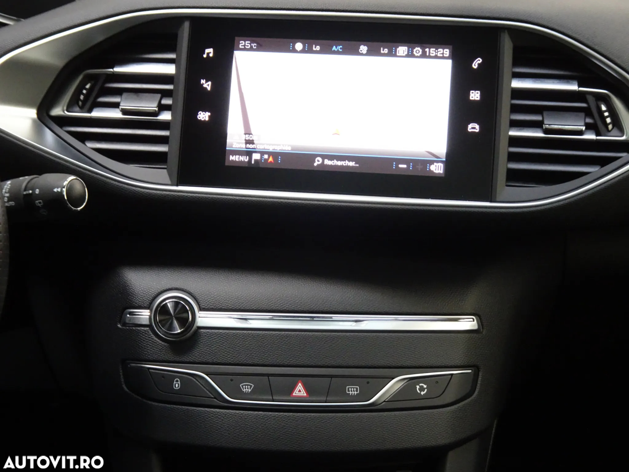 Peugeot 308 1.2L PureTech 130 S&S EAT8 GT - 30