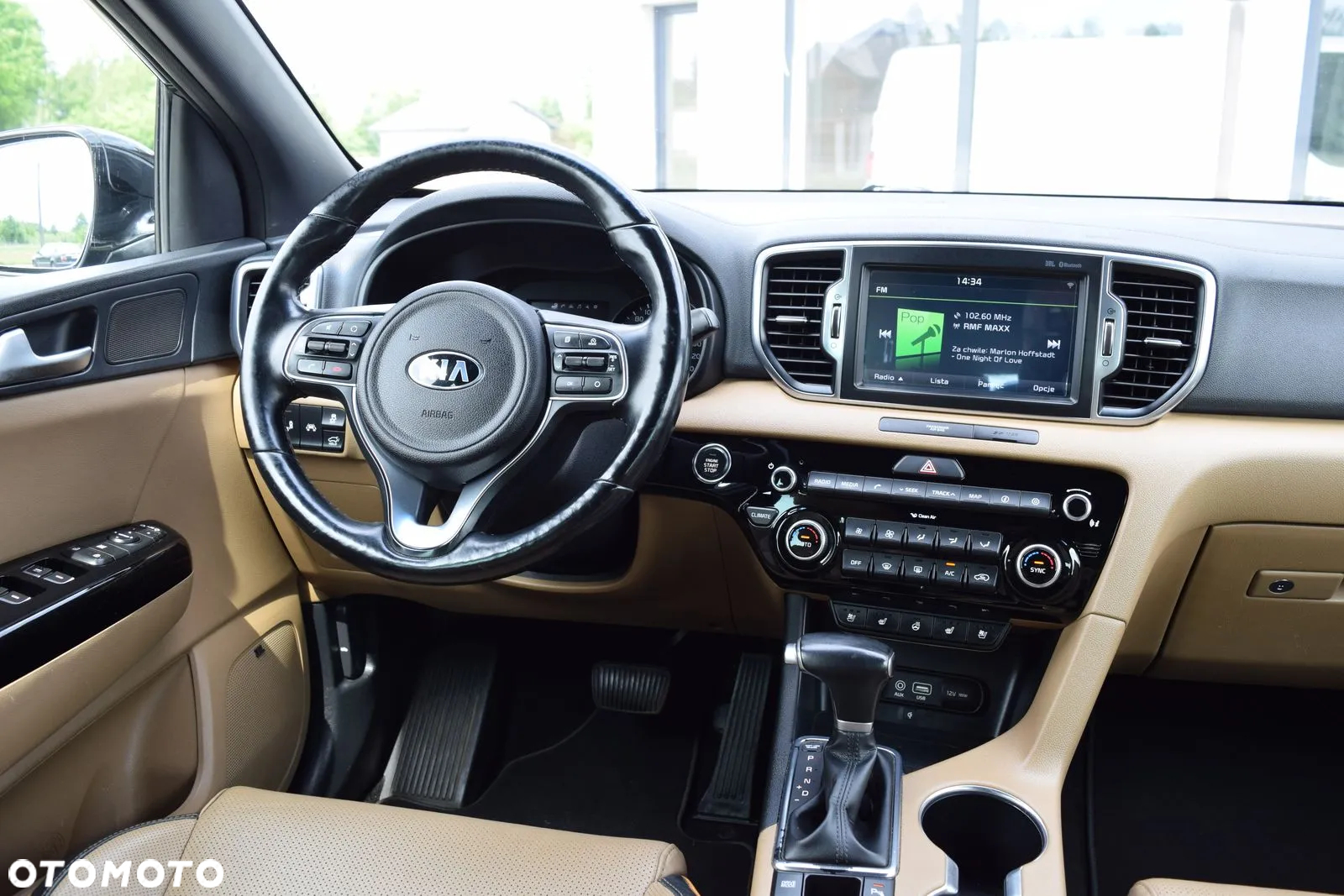 Kia Sportage 2,0 CRDI AWD Platinum - 25